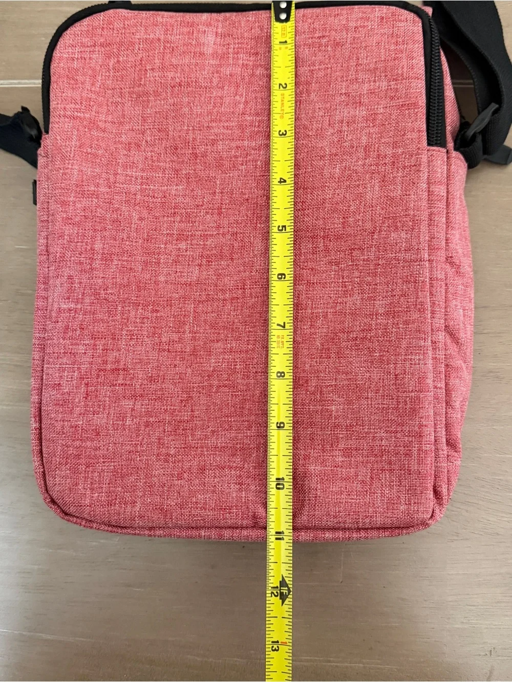 Everest Men’s Red Messenger Bag Crossbody Travel Organizer Shoulder Bag